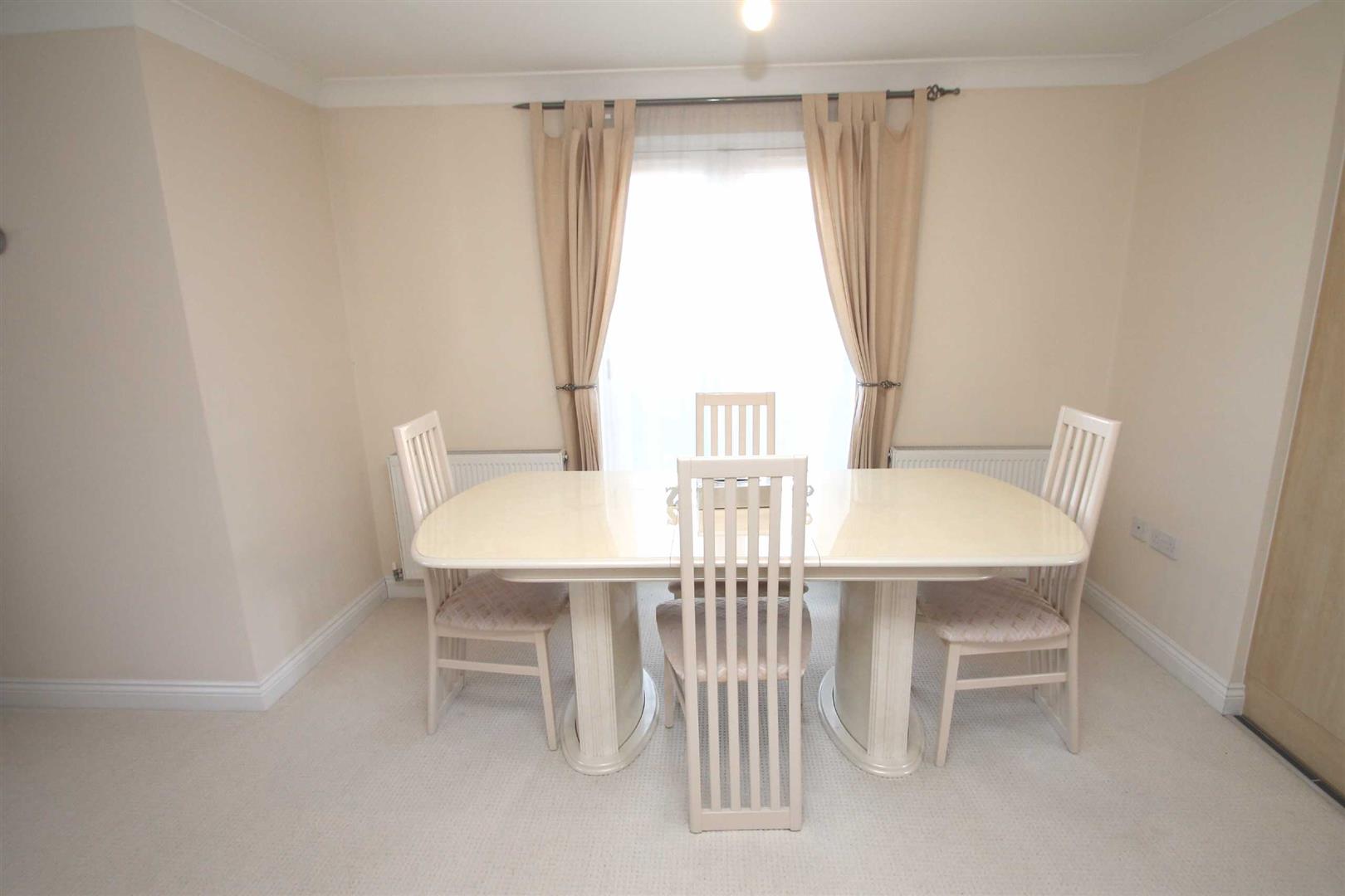 Vernier Crescent, Medbourne, Milton Keynes